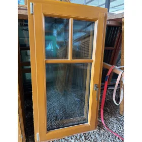 70x131 bontott egyszárnyú fa ablak