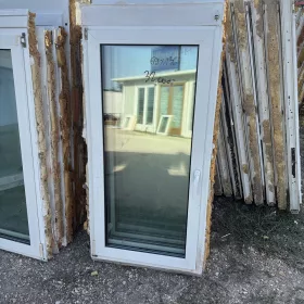 69x136 bontott egyszárnyú műanyag ablak