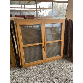 150x137 bontott kétszárnyú fa ablak