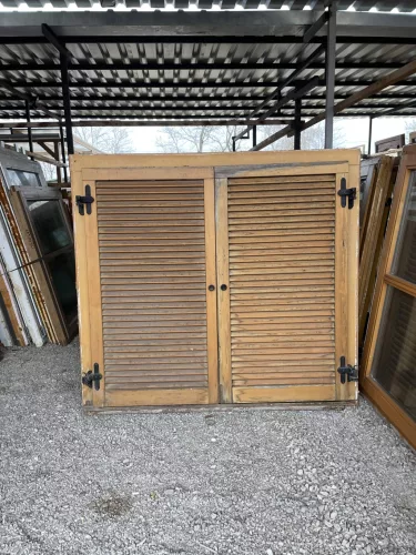 150x137 bontott kétszárnyú fa ablak
