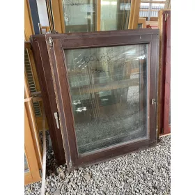 107x130 bontott egyszárnyú fa ablak