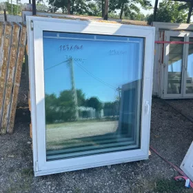 123x141 bontott egyszárnyú műanyag ablak