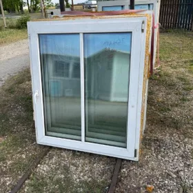 118x135 bontott egyszárnyú műanyag ablak